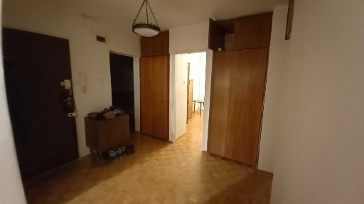 4 samodzielne pokoje w spokojnym bloku. Bezpośrednio.