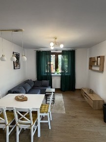 Blizniak blisko centrum 60mk z podworkiem