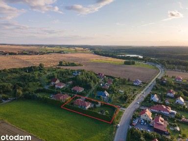 Wolnostojący dom z garażem, blisko jeziora - przedmieście Sztumu