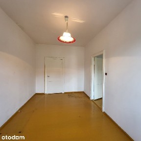 Na sprzedaż 2 pokojowe mieszkanie z ogródkiem
