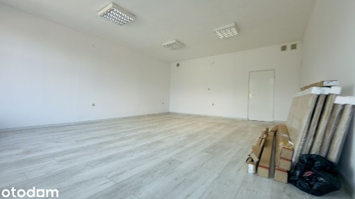 Lokal usługowy do wynajęcia 450 m od galerii Millenium Hall