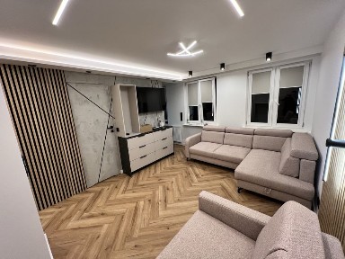 Mieszkanie 26,1 m2, 3-piętro, bardzo dobra lokalizacja, z dużym potencjałem - Bez pośredników,sprzedaż prywatna