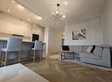 Do wynajecia 3 pokojowe mieszkanie Warszawa Ursus E. Habicha z garażem
