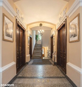 Studio 26,72 m2 w odrestaurowanej kamienicy, dzielnica Wesoła