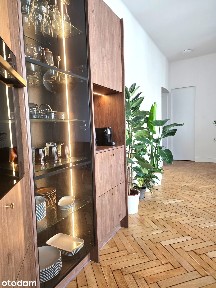 Przestronny apartament w kamienicy z windą - tuż przy Starym Mieście