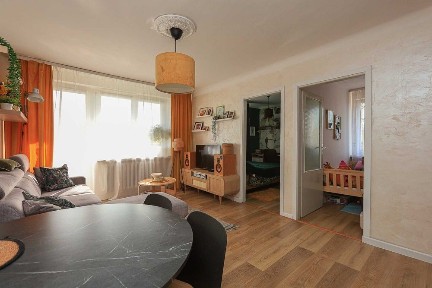 Mieszkanie w centrum 44m2, 3 pokoje, oddzielna kuchnia