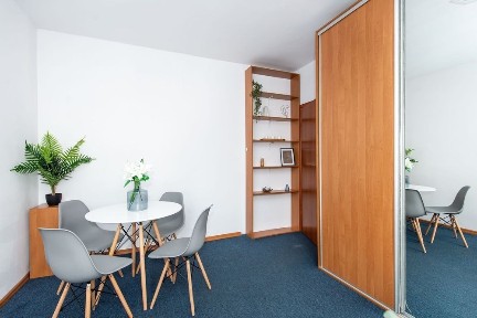 2 oddzielne pokoje | 42,6 m² | oddzielna kuchnia | blisko Politechnika, Jezioro Malta, Rondo Śródka | Od września