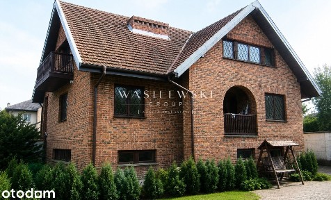 Funkcjonalny 9-pokojowy dom 350 m²