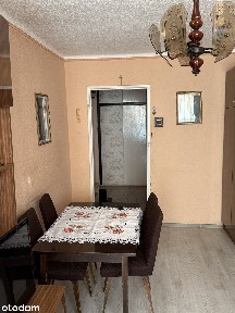 Mieszkanie 3-pokojowe z balkonem i piwnicą.