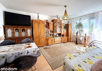 3 pokoje / CO miejskie / balkon / 1 piętro