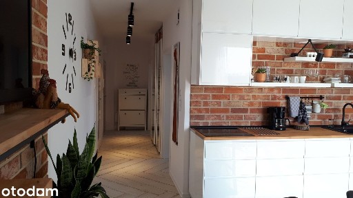 Dwupokojowe mieszkanie z balkonem, winda i piwnicą