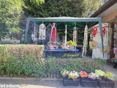 Do sprzedania kiosk usługowy - Żywiec ul. Piłsudskiego.