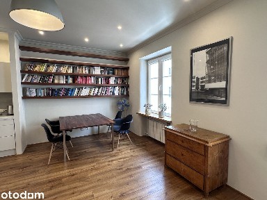 Przestronny 2 pokojowy apartament| Centrum / Metro | Prywatnie