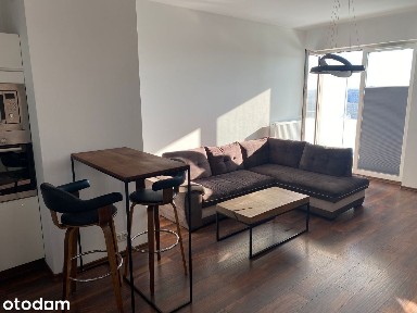 2 pokoje, 46m2, balkon 9m2,14 piętro, obok metra