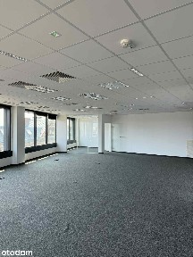 Biuro Dominikański widok 5 piętro 900 m2 lub 450+