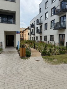 Wynajmę piękne małe mieszkanie! Pokój, pokój z aneksem, przestronna łazienka i balkonem na nowo wybudowanym osiedlu zamkniętym!