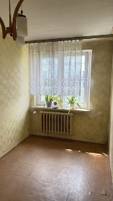 Mieszkanie / 4 pokoje / 57m / Piwnica