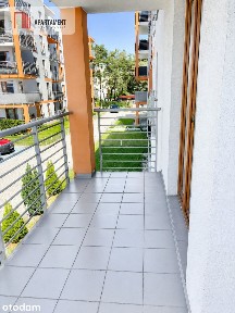 72m2, 3 pokoje, balkon, hala garażowa