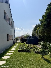 Szeregówka skrajna w Jeżowie Sudeckim