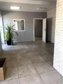 Lokal użytkowy z placem parkingiem działką 1700 m2 Gliwice Tarnogórska