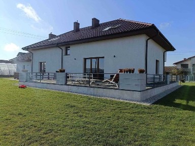 DOM Z DUŻĄ DZIAŁKĄ 87,76 AR - Lisewo gm. Skulsk