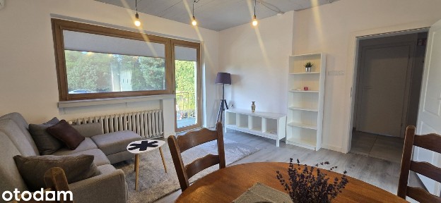 Komfortowe 45 m² z balkonem, ogródkiem i miejscem postojowym RADWANICE