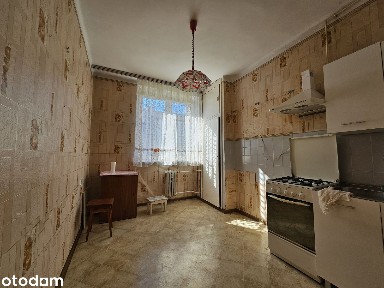 Bezpośrednio 2 pokoje, C.O miejskie, niski czynsz