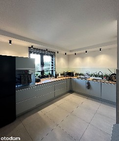 Dom wolnostojący o powierzchni 200m2, działka 928m2, Kalisz