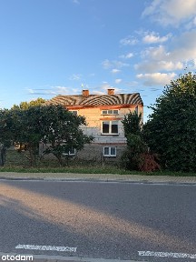 Wolnostojący dom z garażem i piwnicą