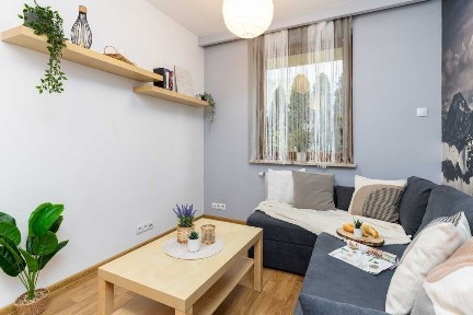 Przestronna kawalerka 29 m² w dobrej lokalizacji | ul. Bunscha | Czerwone Maki | BEZ PROWIZJI