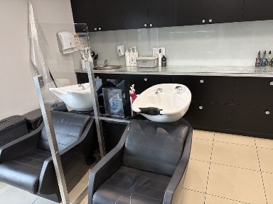 Wynajmę stanowisko fryzjerskie
