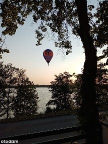 Sprzedam mieszkanie nad jeziorem z tarasem