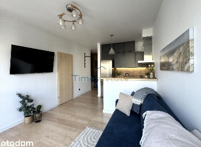 2 pokoje/ blisko Metro/ duży balkon/ widok na zieleń/ do zamieszkania