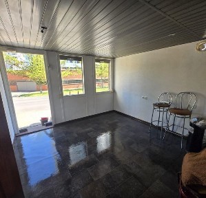 LOKAL HANDLOWO-USŁUGOWY - ul. Zawiszy Czarnego 7 - Katowice - os. Tysiąclecia