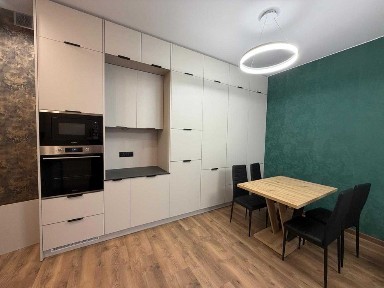 Sprzedam mieszkanie wyposażone - kawalerka 27 m2 - Łódź, przy ul. Piotrkowskiej