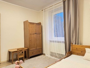 Na wynajem 3 pokojowe mieszkanie z oddzielną kuchnią, Sępolno