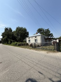 Sprzedam Dom murowany z garażem i budynkiem gospodarczym