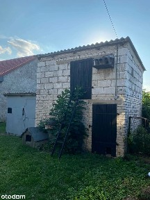 Dom wolnostojący z garażem i fotowoltaiką w spokojnej okolicy