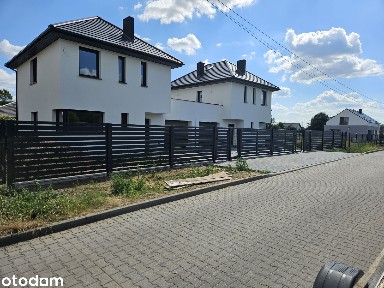 Dom w Gliwicach-Żerniki, stan deweloperski.