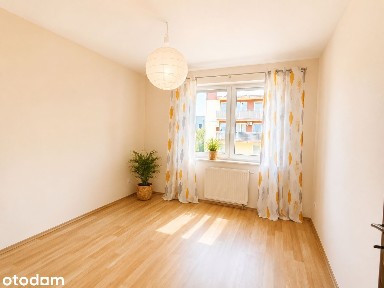 Ustawne 2 pokoje z dużym balkonem i parkingiem | Chrzanów Mały (44 m²)