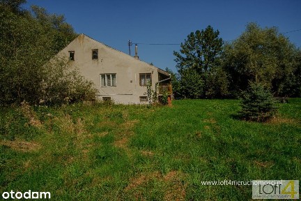 Dom z piękną 70 arową działką w Szczurowej
