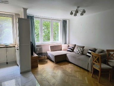 Warszawa | Saska Kępa | Studenci, Pracujący | blisko UW, SWPS, Politechnika | 3 pok /Comfortable Apartment in Saska Kępa