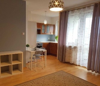 Mieszkanie w apartamentowcu przy metrze