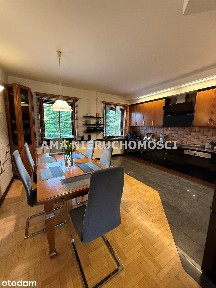 Piekny dom, 2 garaże, ładna działka, sauna