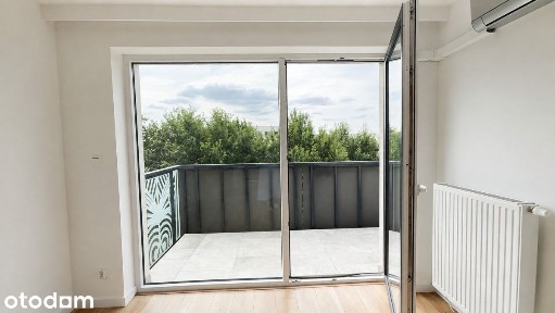 duży balkon / klimatyzacja/widok na zieleń/winda