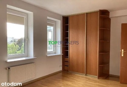Komfortowe 4 pokoje w centrum, garaż
