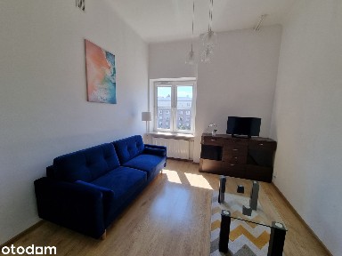 Kawalerka | 34 m2 | Oddzielna kuchnia | Kamienica