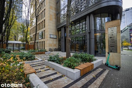 Biura 17m2-700m2 z Widokiem na Centrum Warszawy