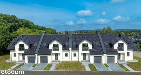 DWA OSTATNIE DOMY SZEREGOWE Z GARAŻEM, STAN DEWELOPERSKI - MALINOWICE
