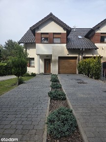 Drwęsa - dom bliźniak z garażem, klimatyzacją i przepięknym ogrodem